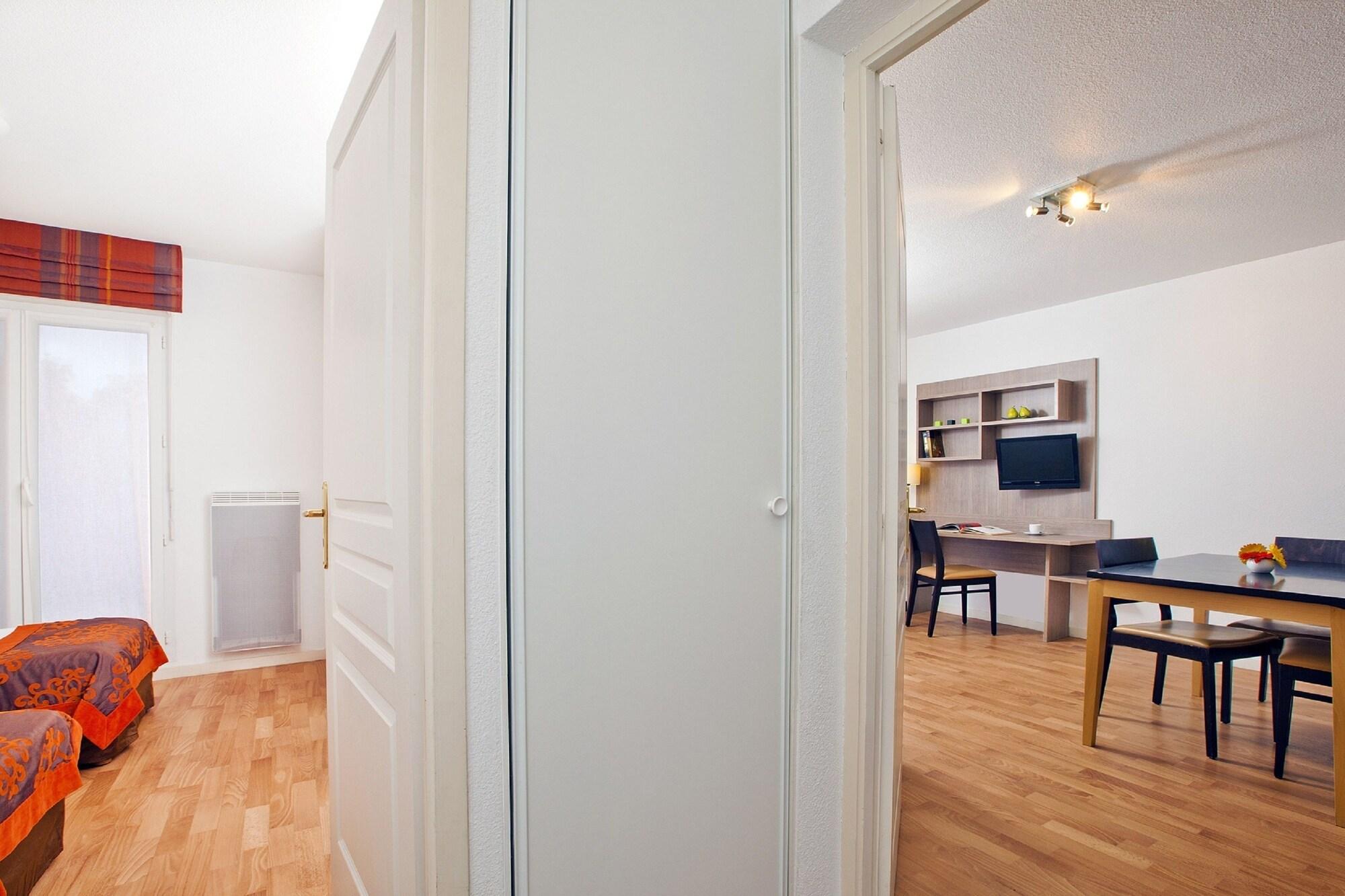 Residhome Geneve Prevessin Le Carre D'Or Exterior photo