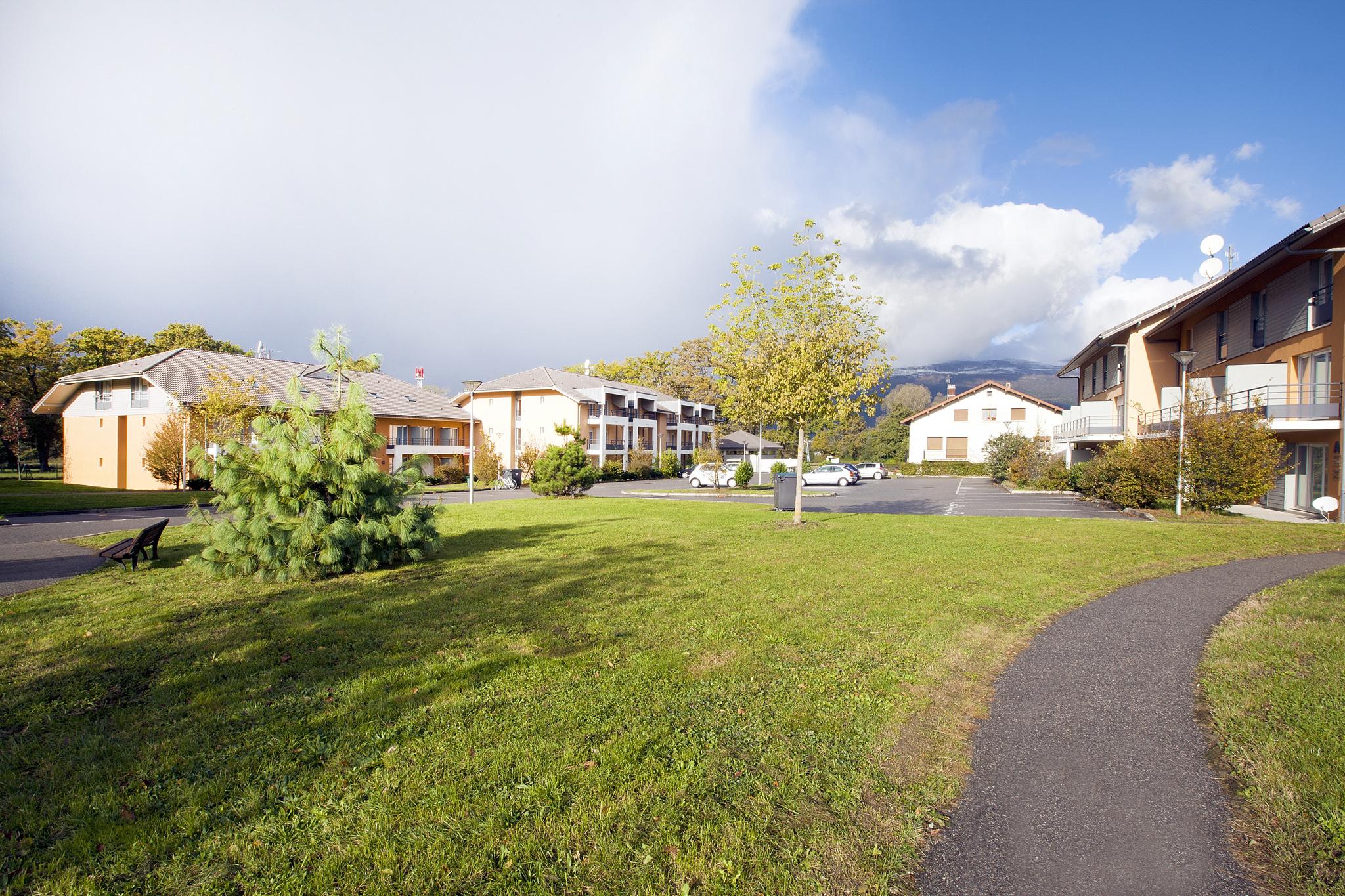 Residhome Geneve Prevessin Le Carre D'Or Exterior photo