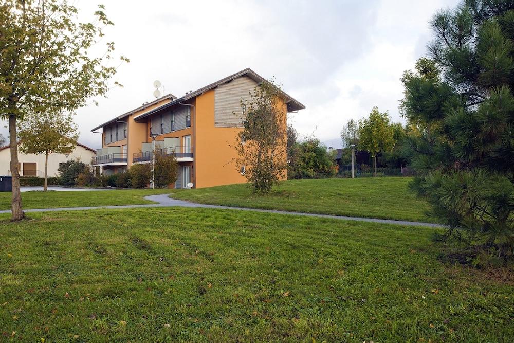 Residhome Geneve Prevessin Le Carre D'Or Exterior photo