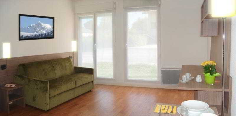 Residhome Geneve Prevessin Le Carre D'Or Exterior photo