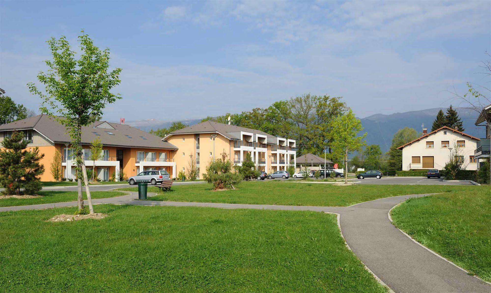 Residhome Geneve Prevessin Le Carre D'Or Exterior photo