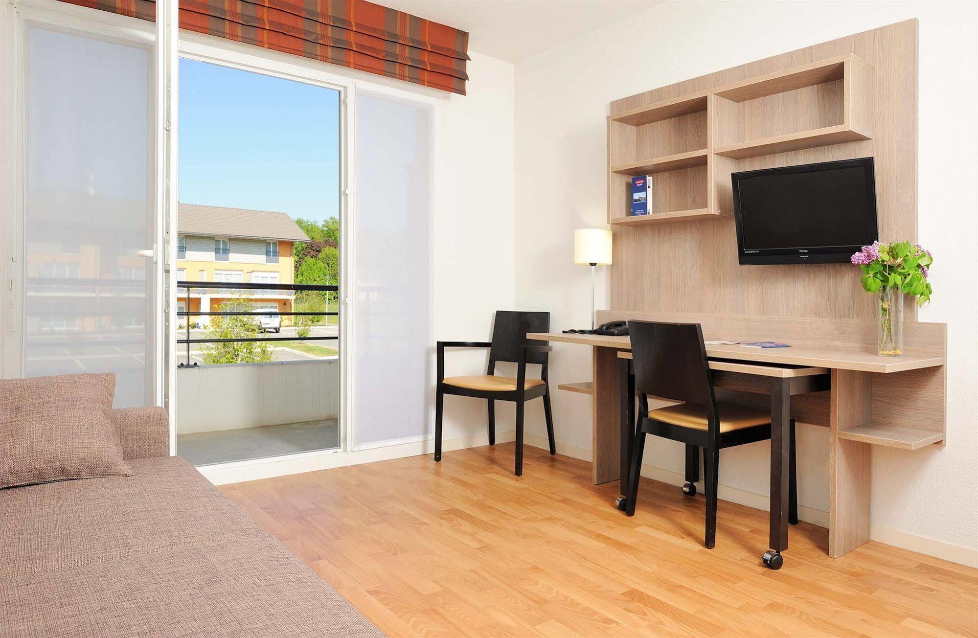 Residhome Geneve Prevessin Le Carre D'Or Exterior photo